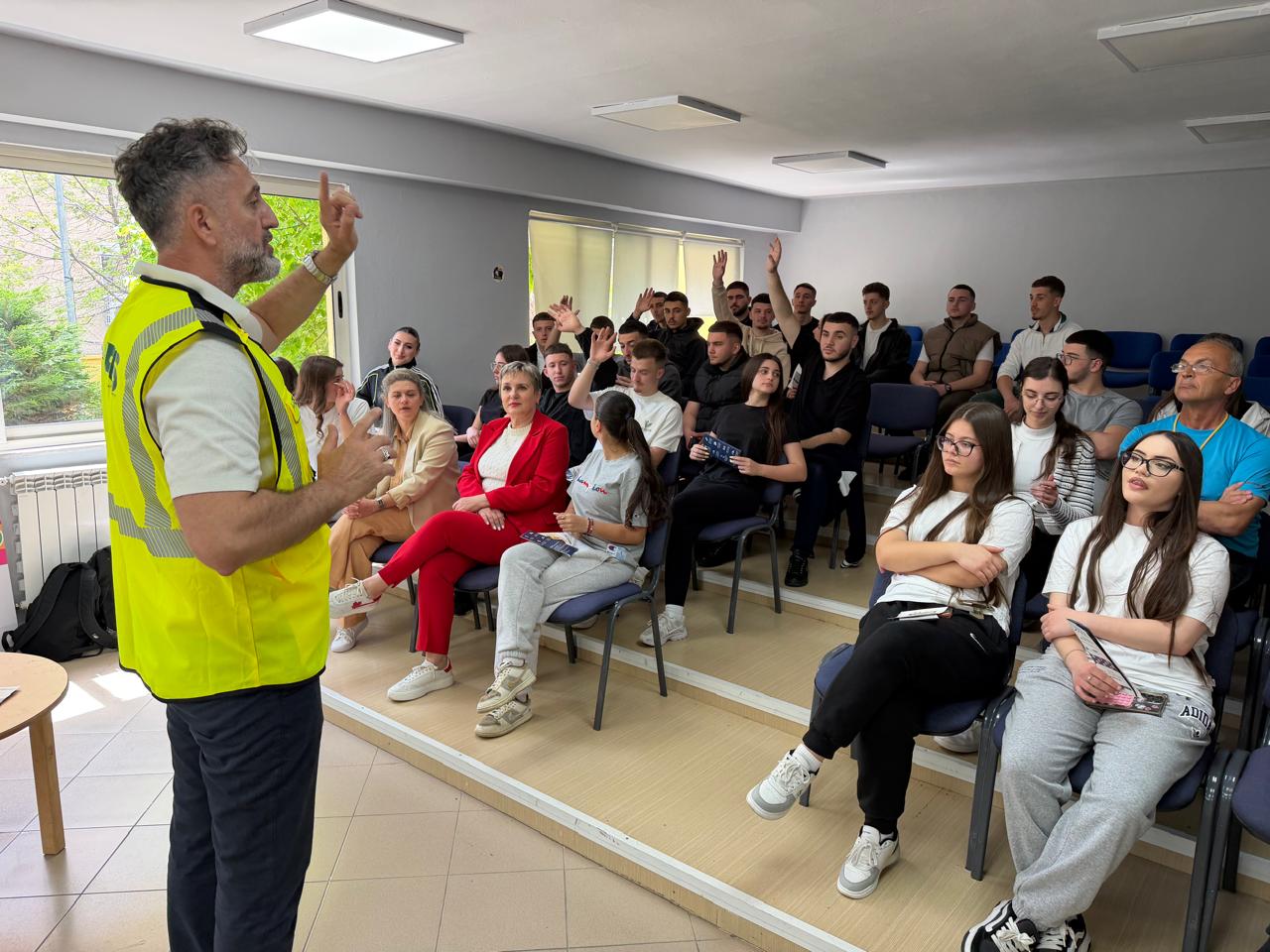 Aktivitet nga Skema e Granteve – Siguria Rrugore dhe të Rinjtë – Tiranë